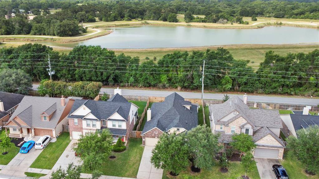 This aerial shot highlights no back neighbors.