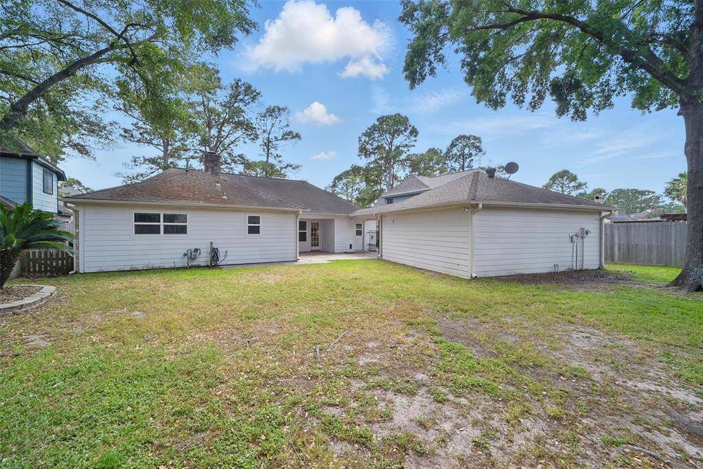 HUGE back yard with Lawn Maintenance Included!!