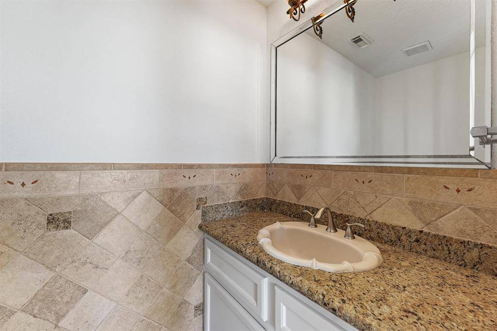 Downstairs half bath