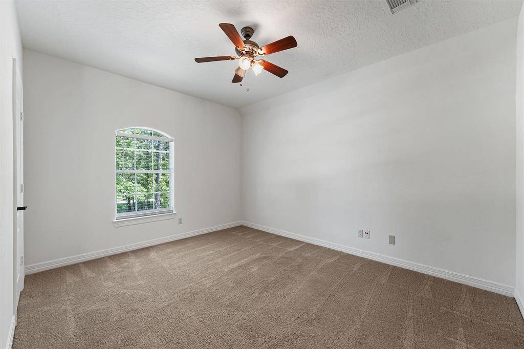 Additional bedroom