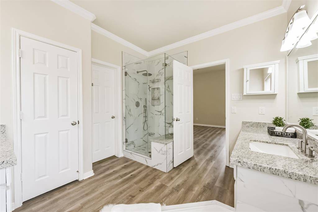 Primary bath.