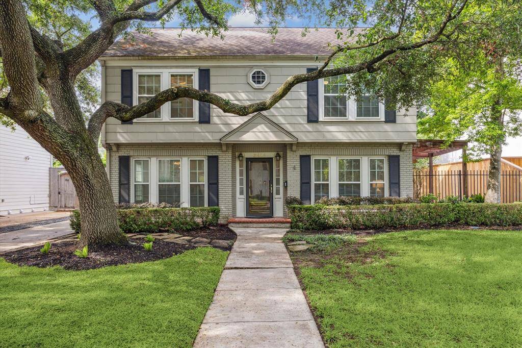 Welcome home to Rice village/West University area!