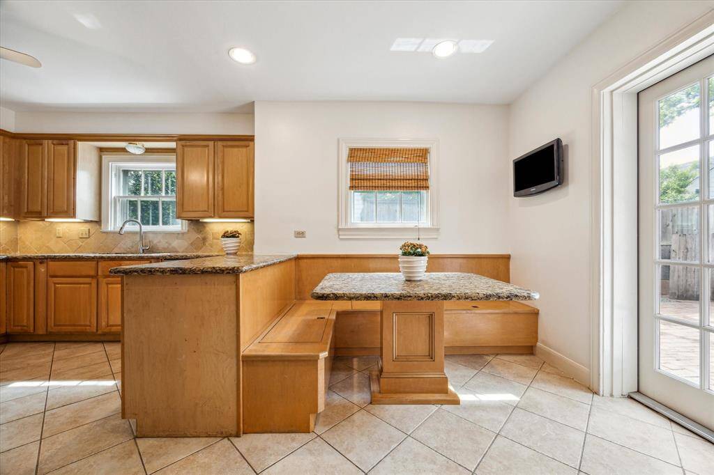 Breakfast room with built in bench and table.