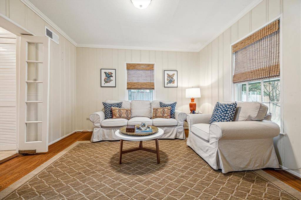 The family room is off the kitchen and is a lovely gathering space for tv viewing, children's playroom or use a study. It overlooks the backyard.