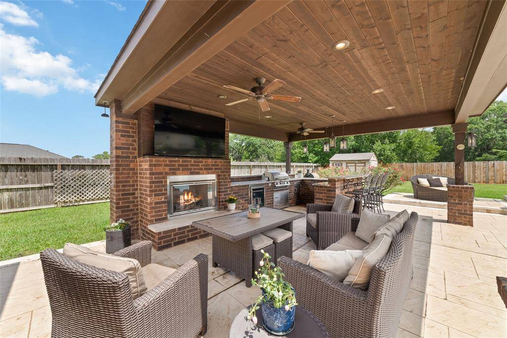 Summers coming and just imagine how awesome it will be out here in your sparkling pool, lots of fun pool parties here!