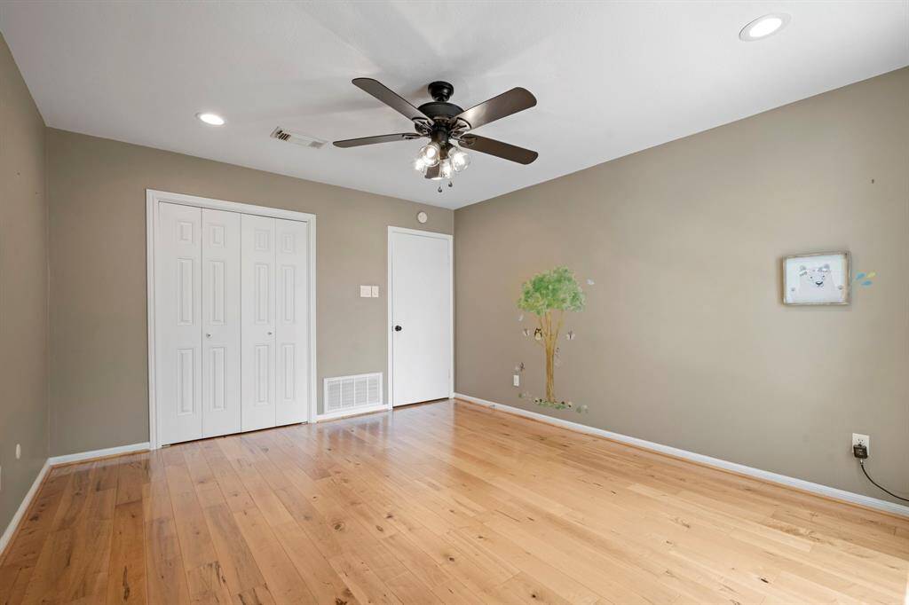Bedroom (Level 2) -