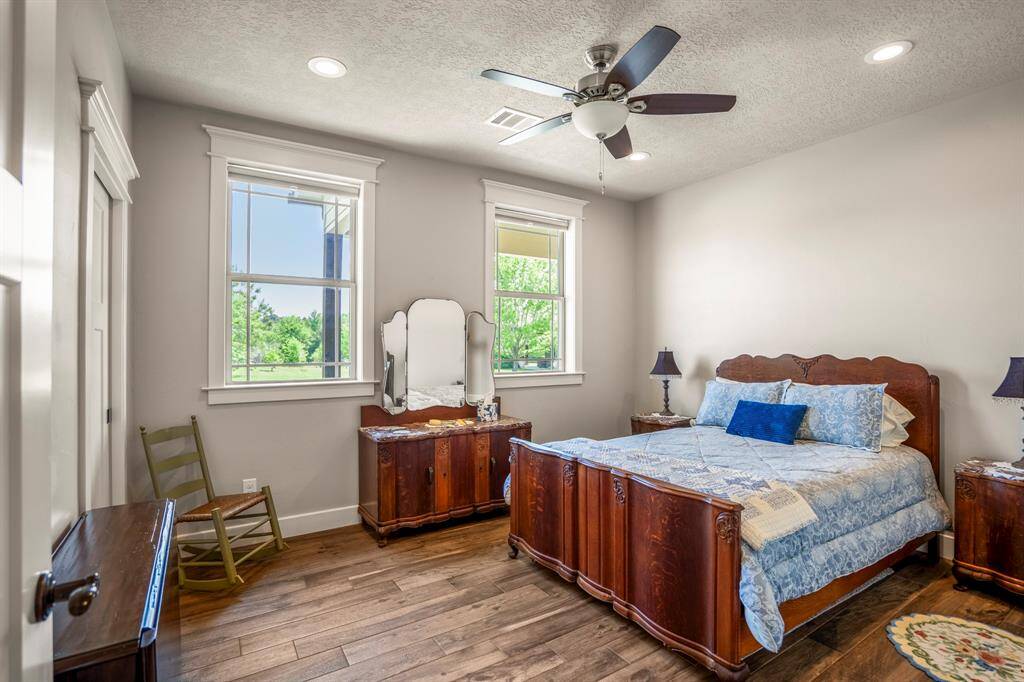 Guest home secondary bedroom