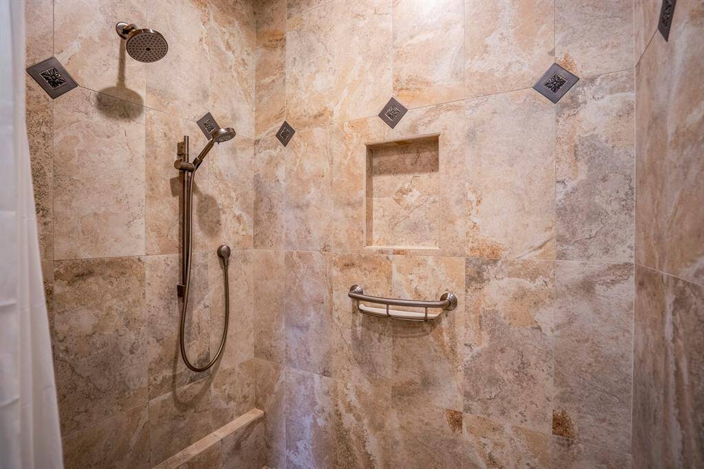 Guest house primary shower