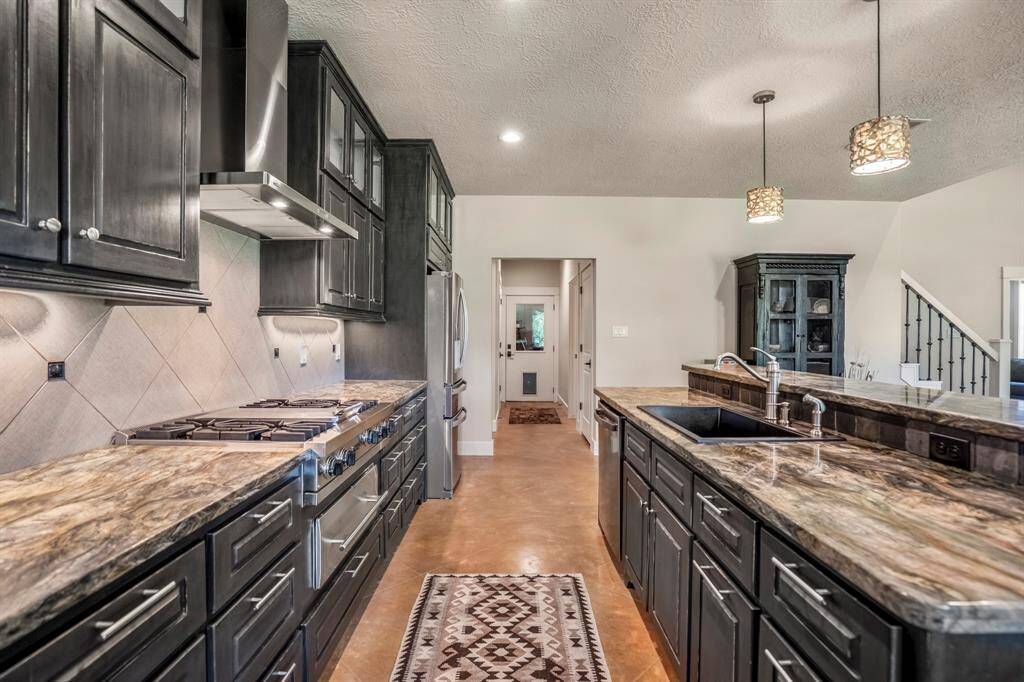 Main home kitchen 2