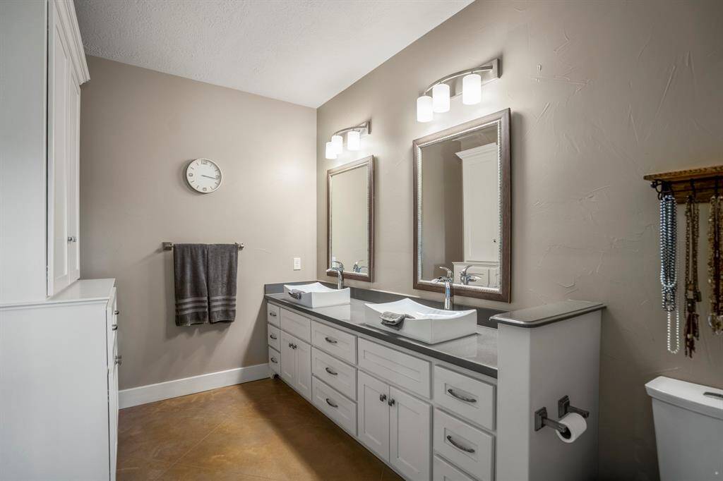 Main home, primary bath view 2