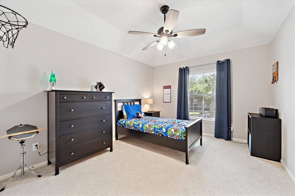 Another of the 3 upstairs bedrooms.