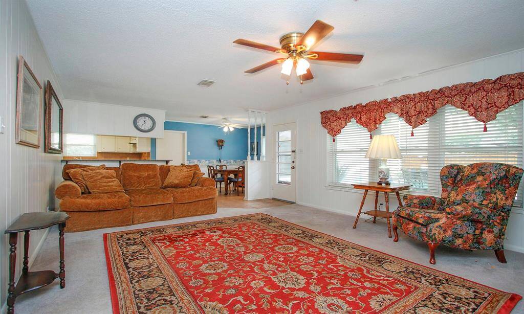 Family room leading to the breakfast area and kithen.