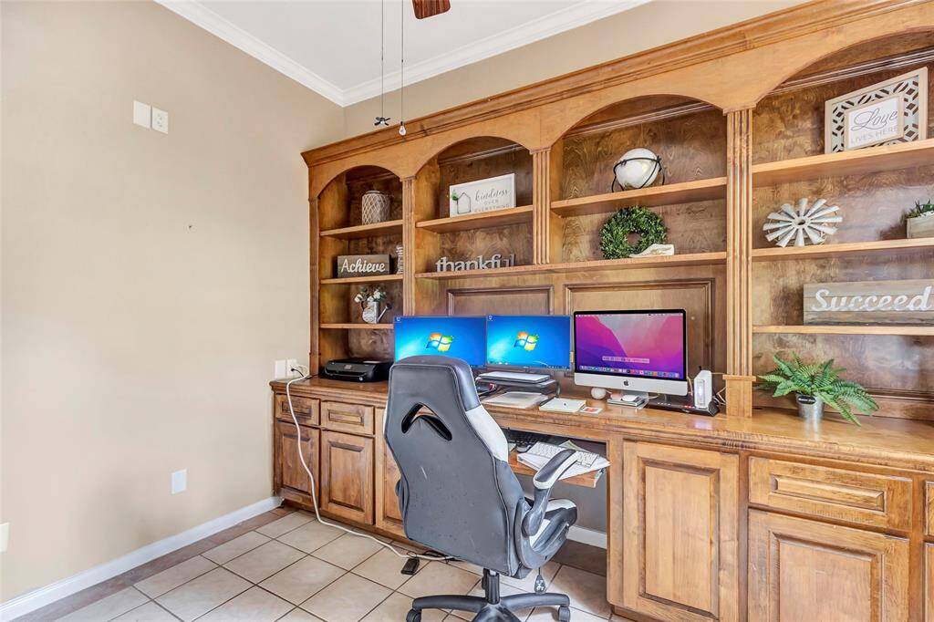Home Office with Built in Shelves