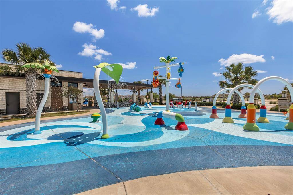 This fun splash pad in the area is sure to be a hit with kids, providing hours of outdoor enjoyment and play.