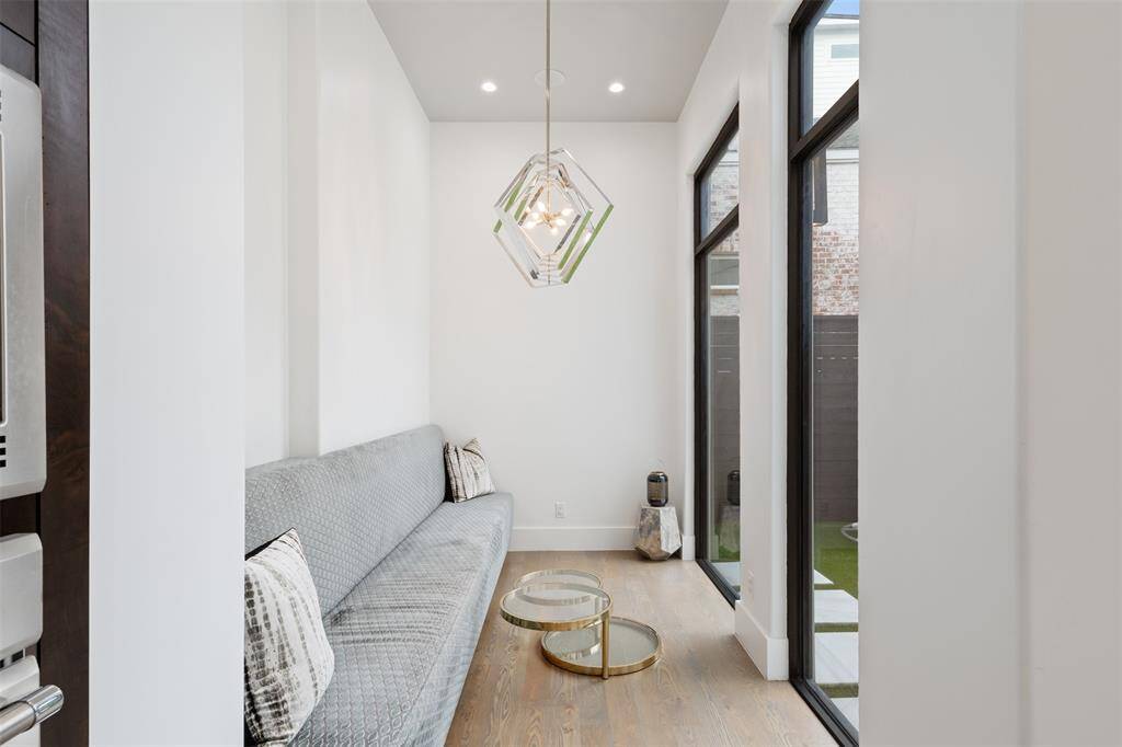 Breakfast nook or sun room with direct views of backyard and pool.