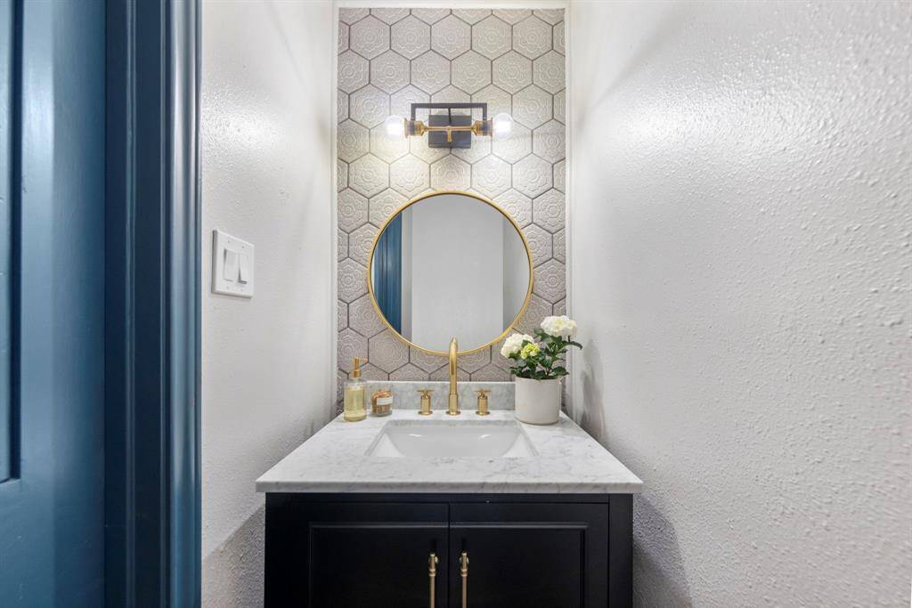 Convenient and modern powder bathroom