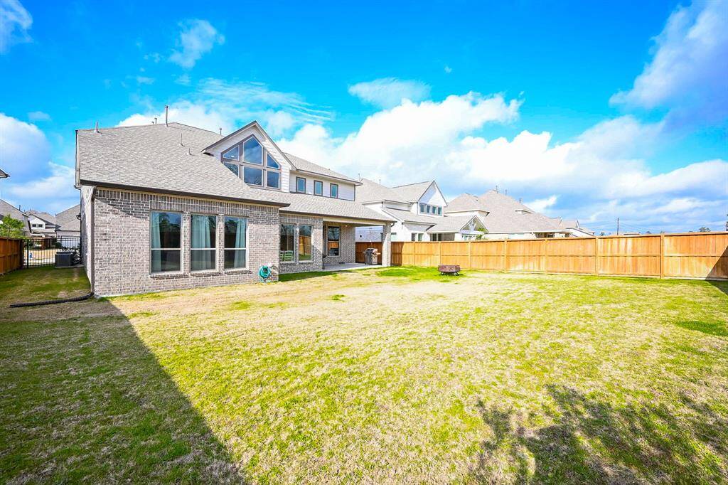 Plan an outdoor bash celebrating your new home when temperatures rise!