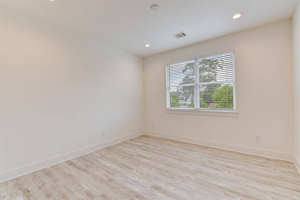 Photos depict a model home built on the same floor plan as the listed property. Variations may exist; visit in person for accurate details