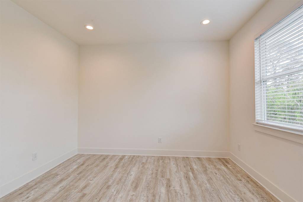 Photos depict a model home built on the same floor plan as the listed property. Variations may exist; visit in person for accurate details