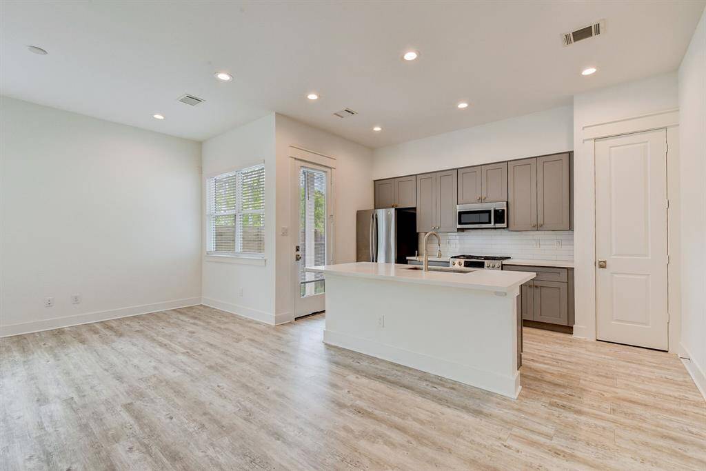Photos depict a model home built on the same floor plan as the listed property. Variations may exist; visit in person for accurate details