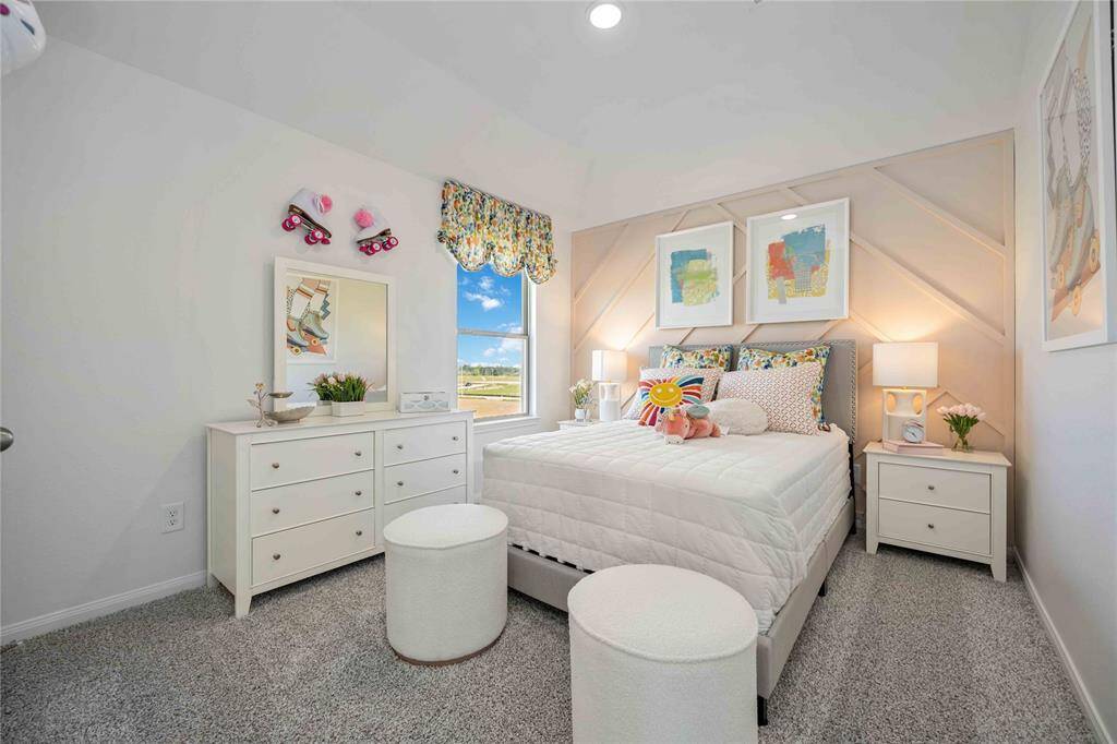 Please meet with the sales consultant first at the model home.