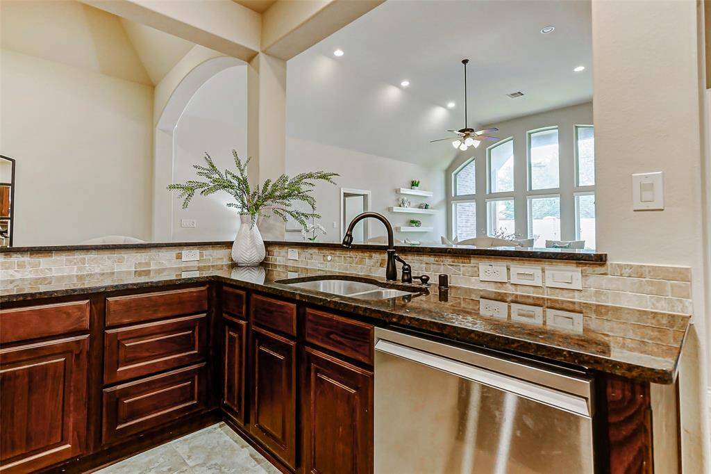 With a view to the living area and dining room you will have access to all family members and guests.