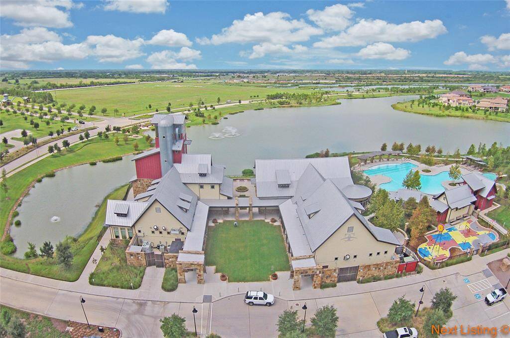 CCR offers a community club house, a gym and much more!