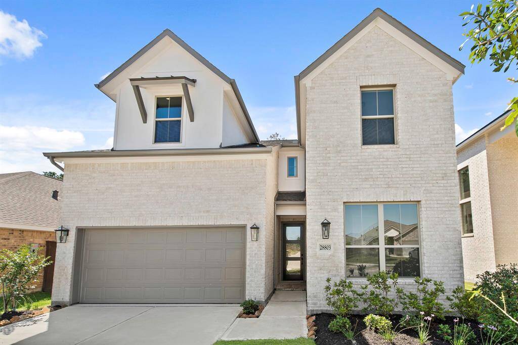 MOVE IN READY!! Westin Homes NEW Construction (Park Avenue II, Elevation D) Two story. 5 bedrooms. 4 baths.