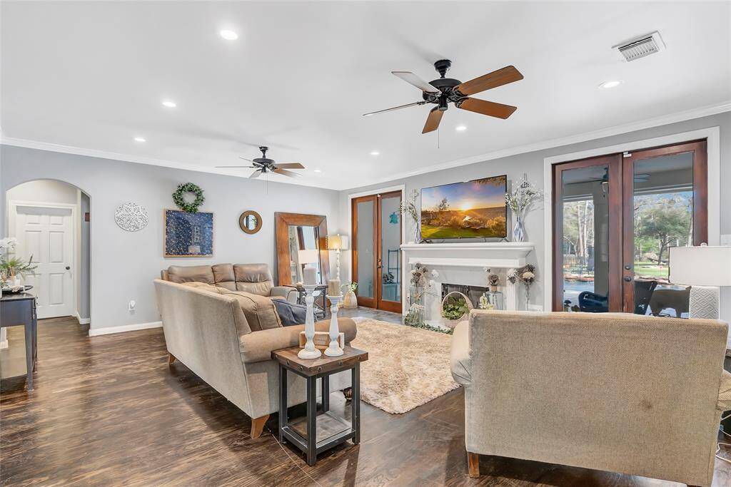 Living Room with Gas Fireplace