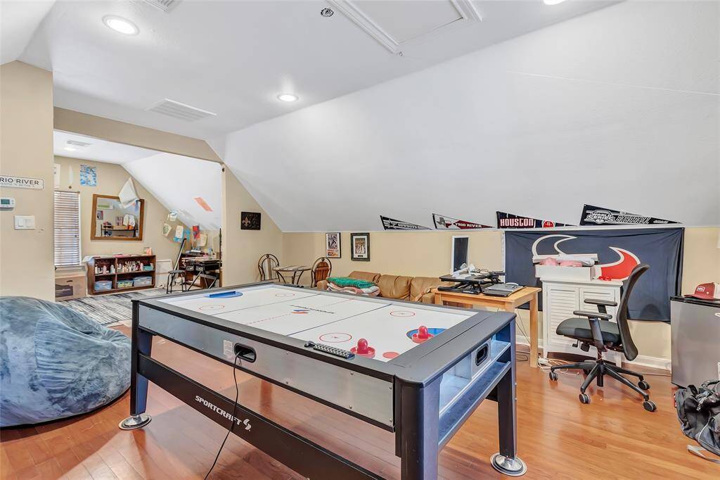 Garage Apartment area or Man Cave