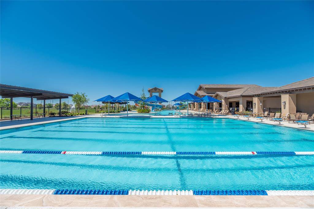 Summers are always better in Tamarron! Take the kids to the community pool or swim laps in the lap pool.
