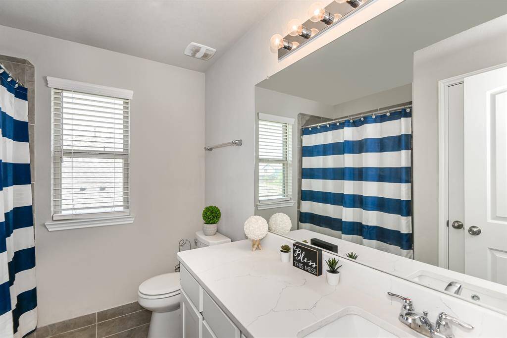 upstairs bathroom
