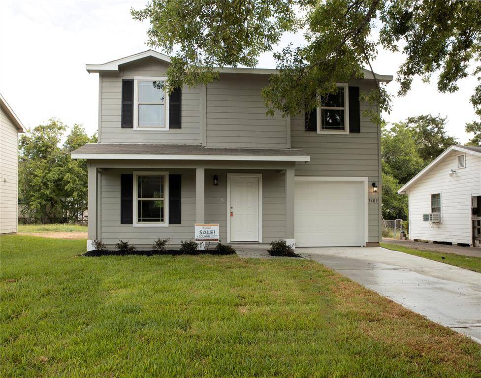 STAGED front of the home (Actual home is a different color)