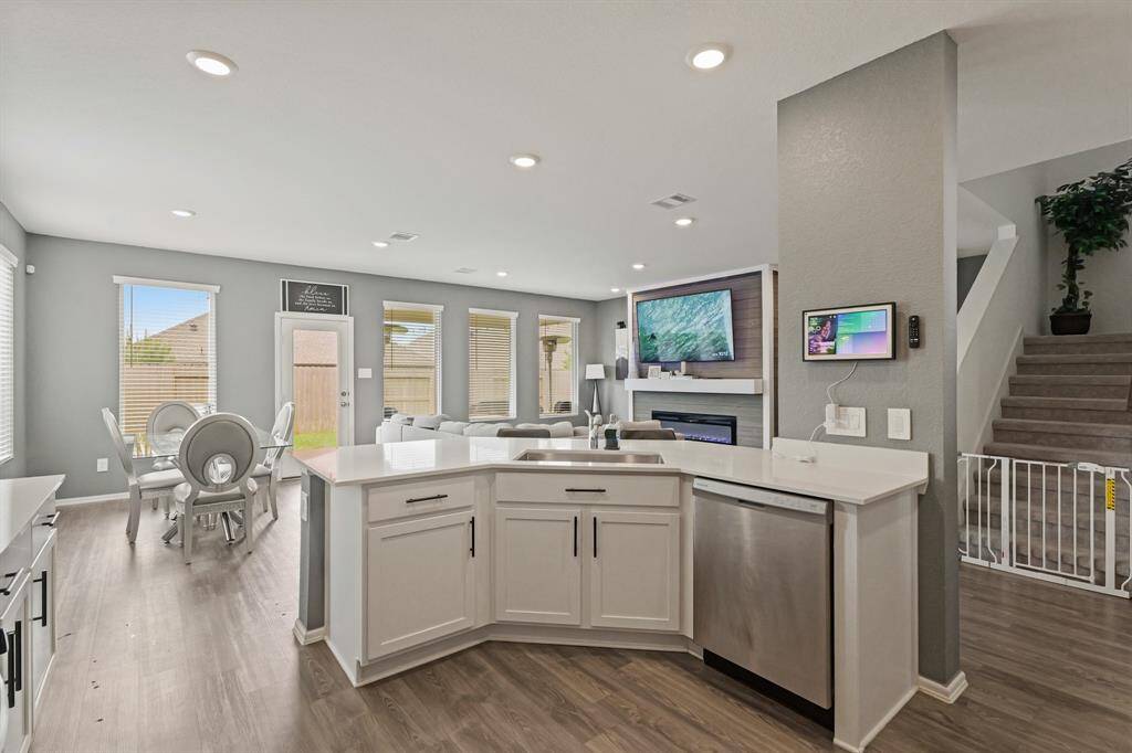 An open concept layout as its finest!