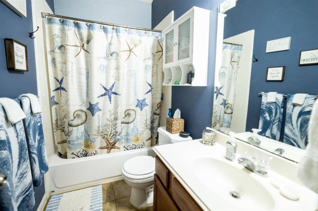 Guest bath