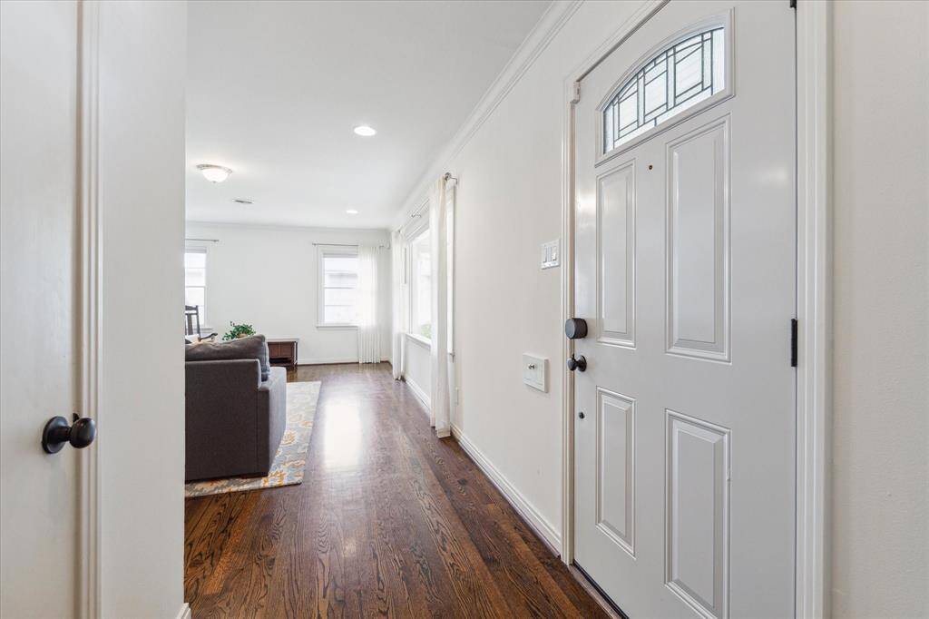 Front entryway