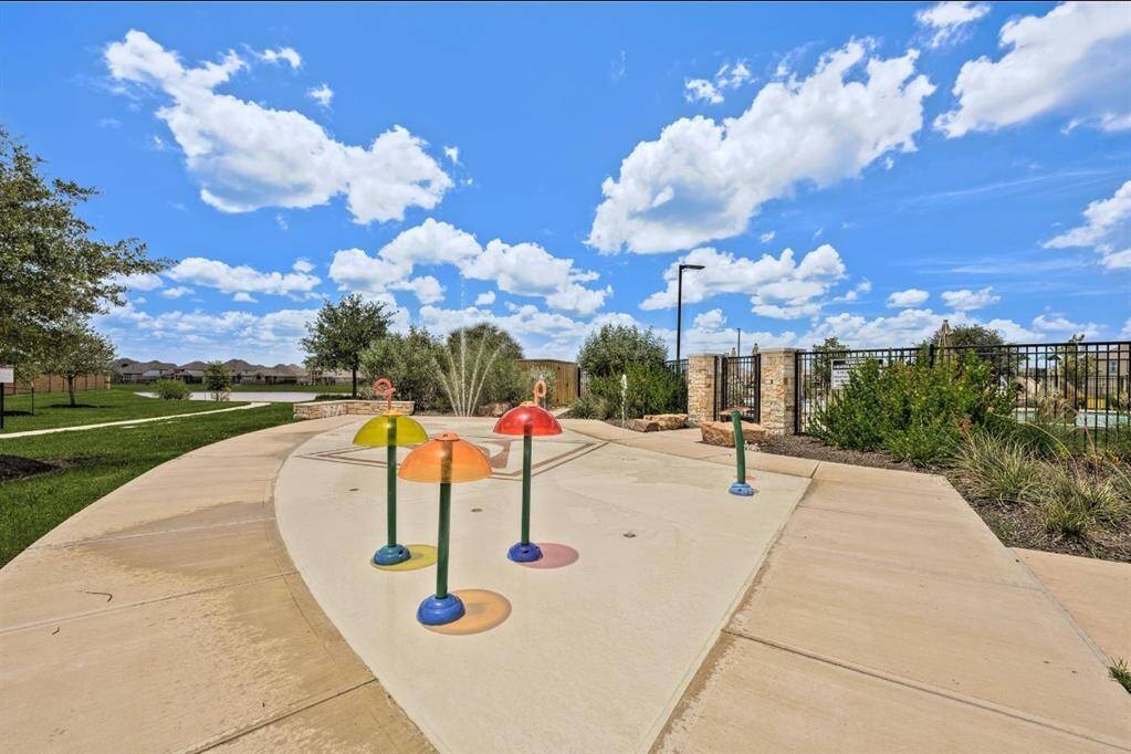 Enjoy family fun at the vibrant community splashpad, perfect for cooling off and creating lasting memories.