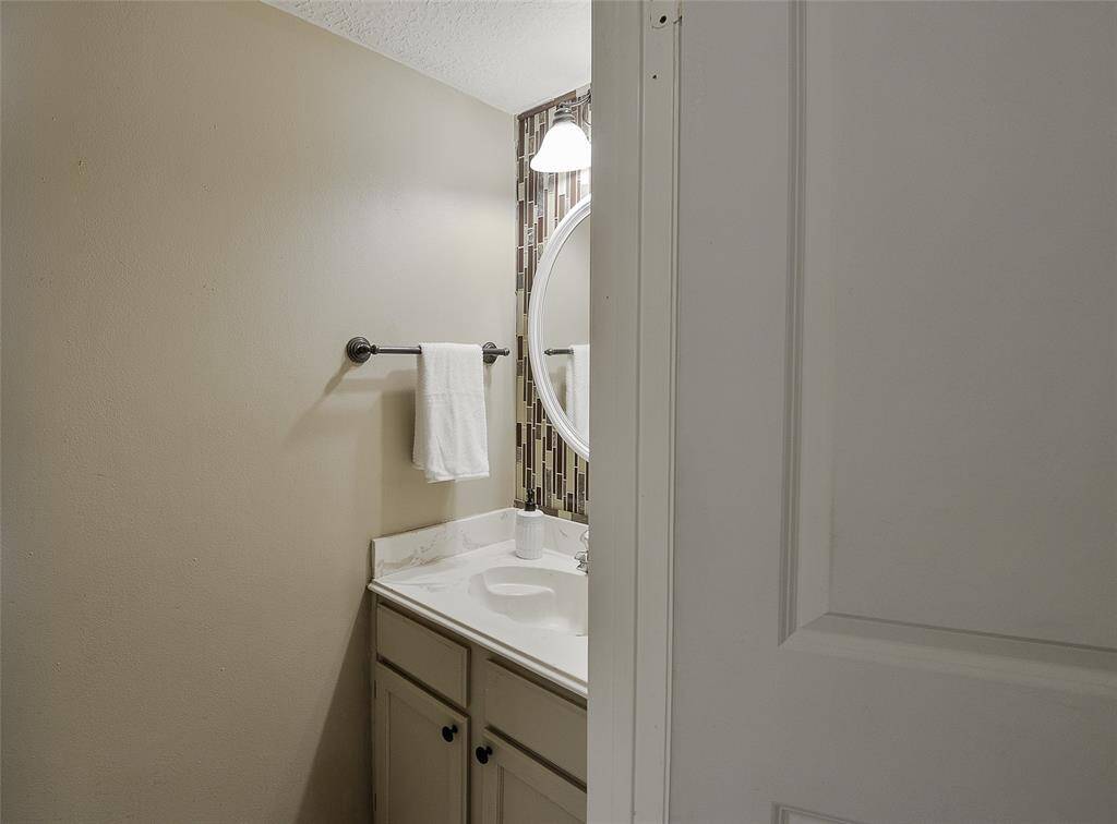 Powder room