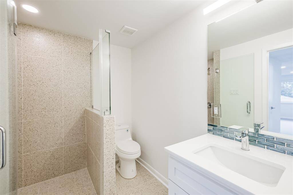 Upstairs bathroom.