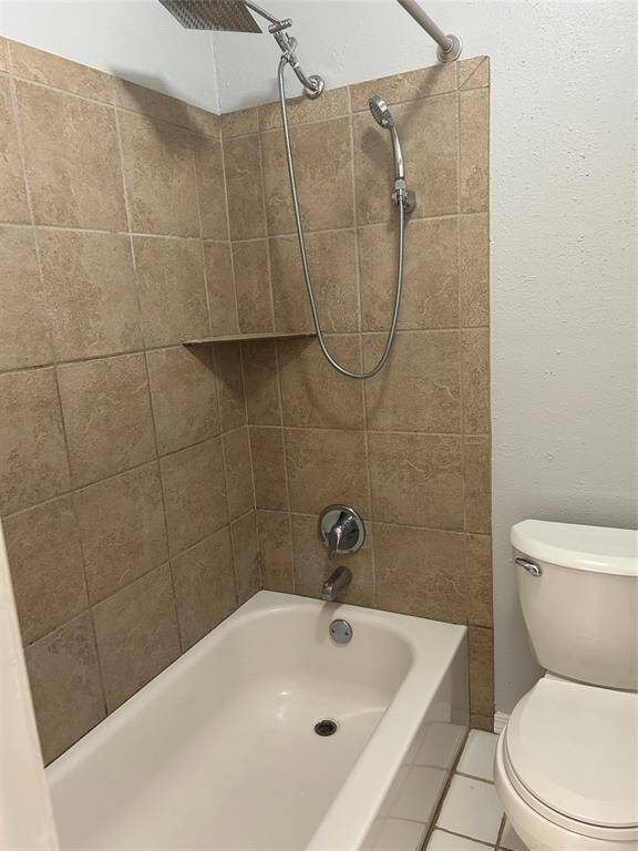 Master tub/shower