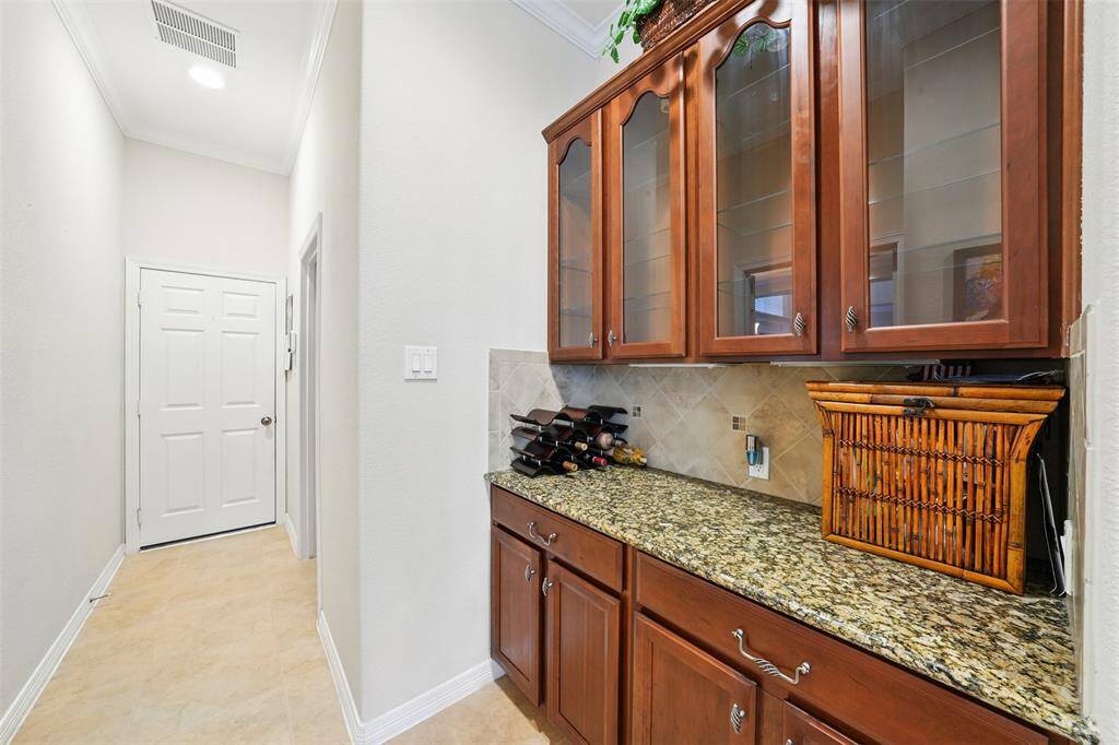 Butler Pantry