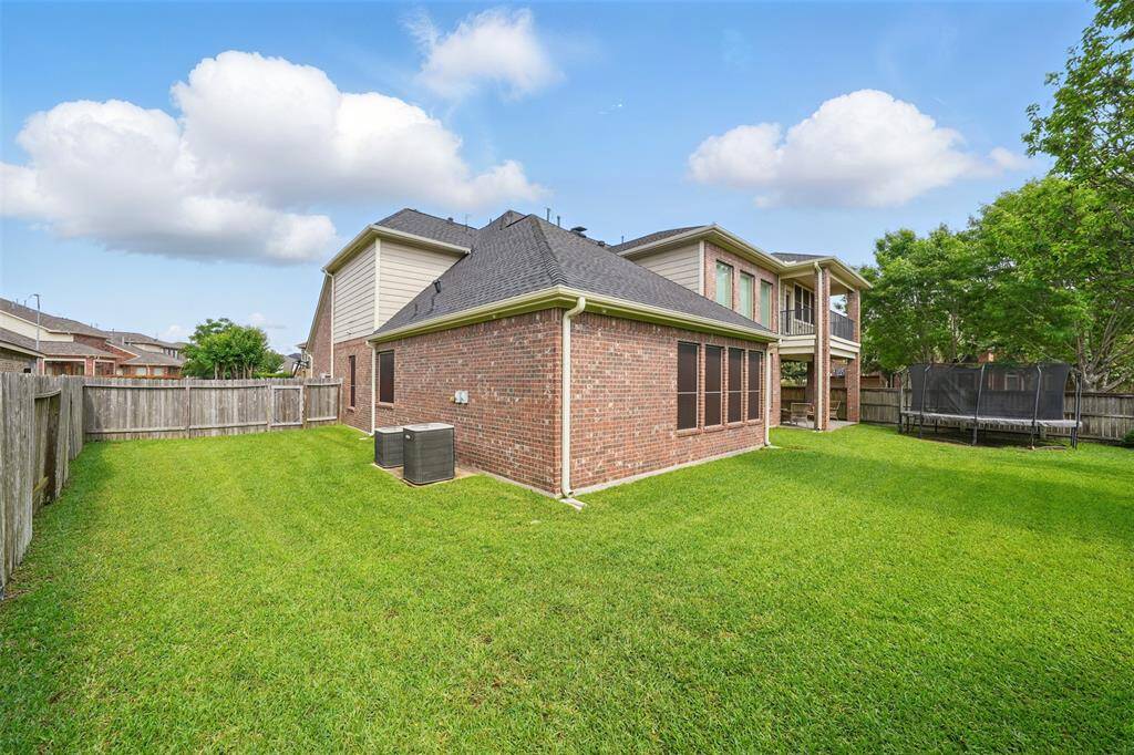 Well-maintained backyard
