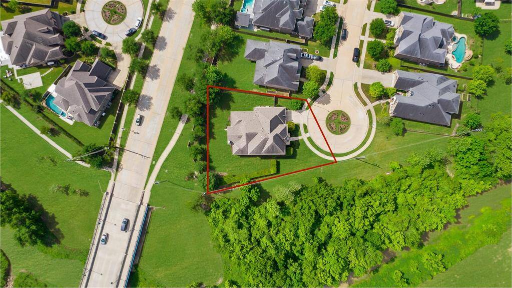 This 16,427 sqft cul-de-sac lot has no back neighbors! Property highlighted in red ( not exact property lines.)