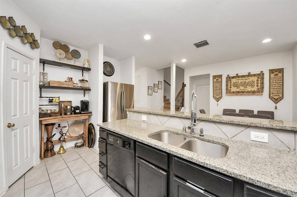 Additional storage shelves added by the seller provide extra convenience and organization.
