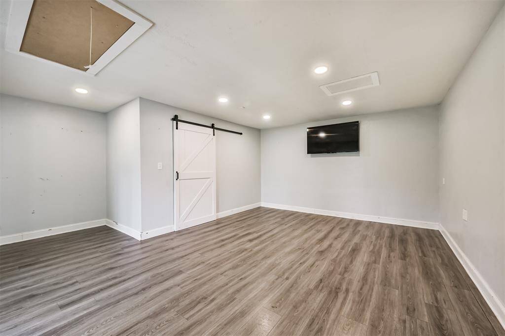 Bonus room