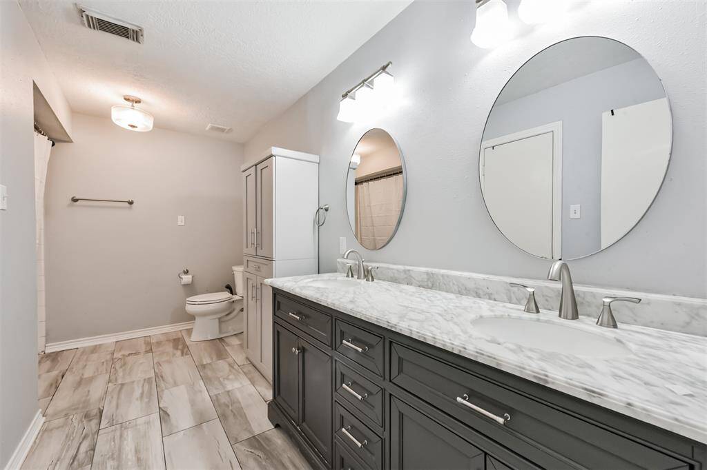 Primary bath with double sinks