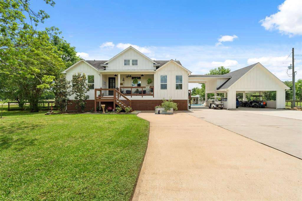 Welcome to your private oasis in Simonton, TX
