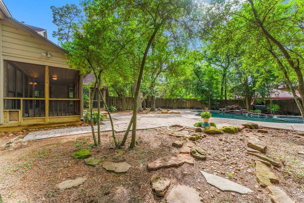 This back yard has so much to offer!