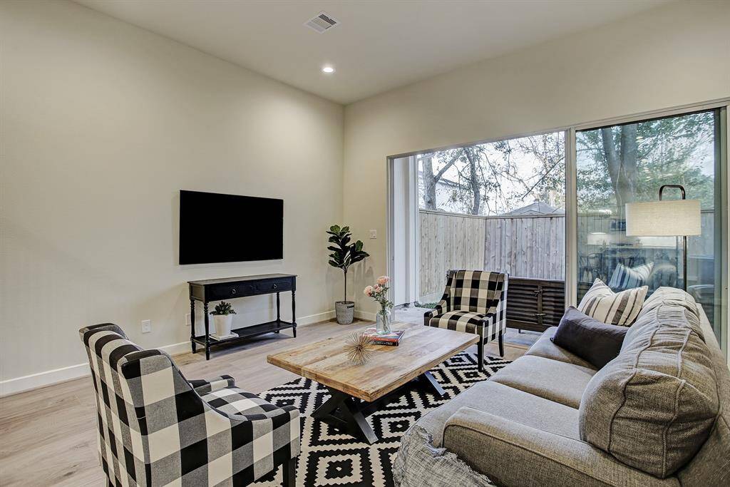 *Not of exact home, previously completed home by City Choice Homes to reference plan & finishes*