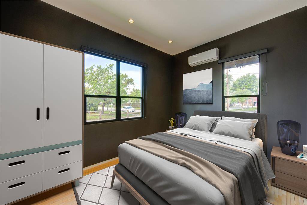 Fourth bedroom option.